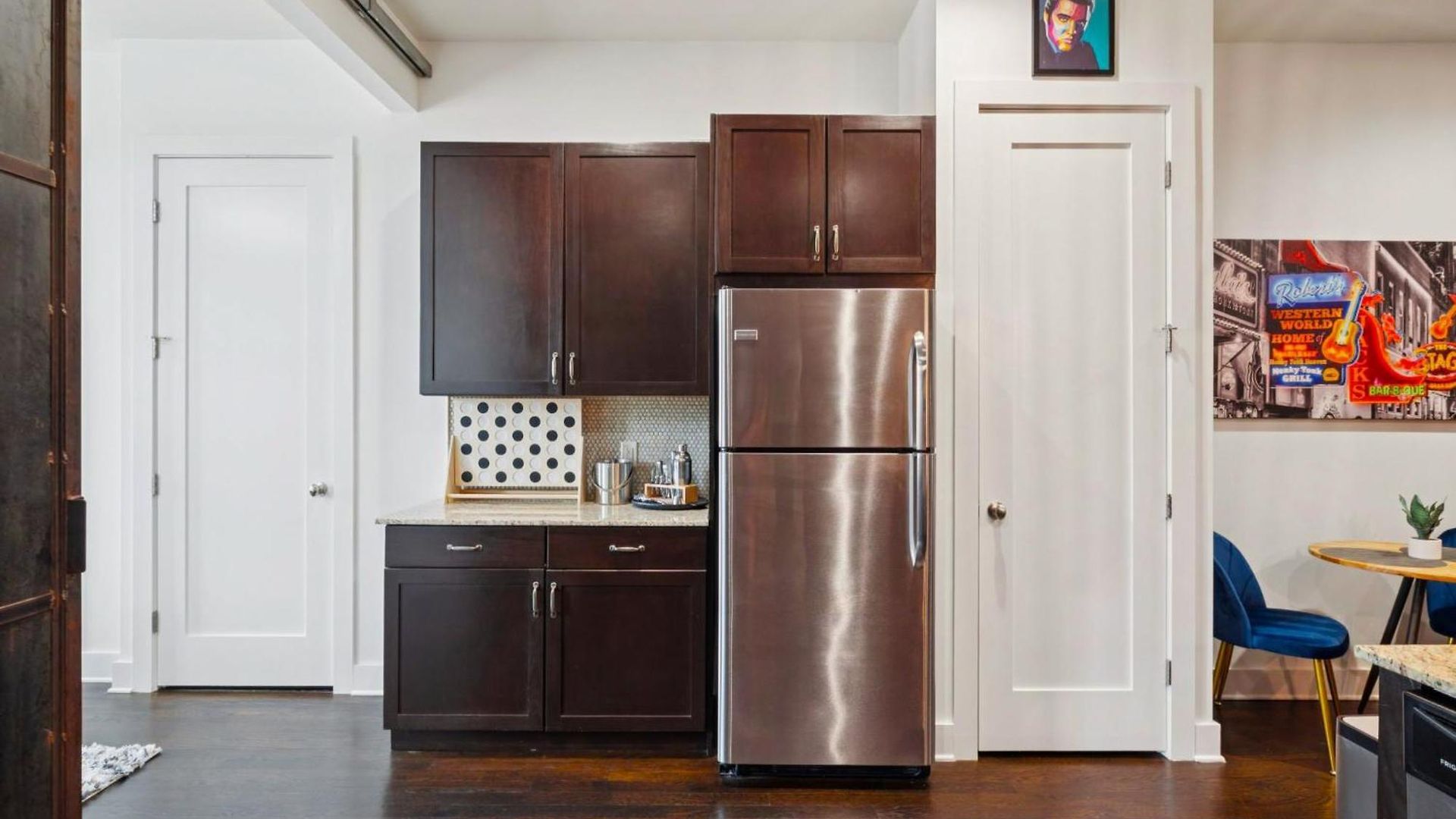 Holiday home Fabulous Nashvegas Loft Retreat Near Vandy Off West End Mins To Broadway Nashville