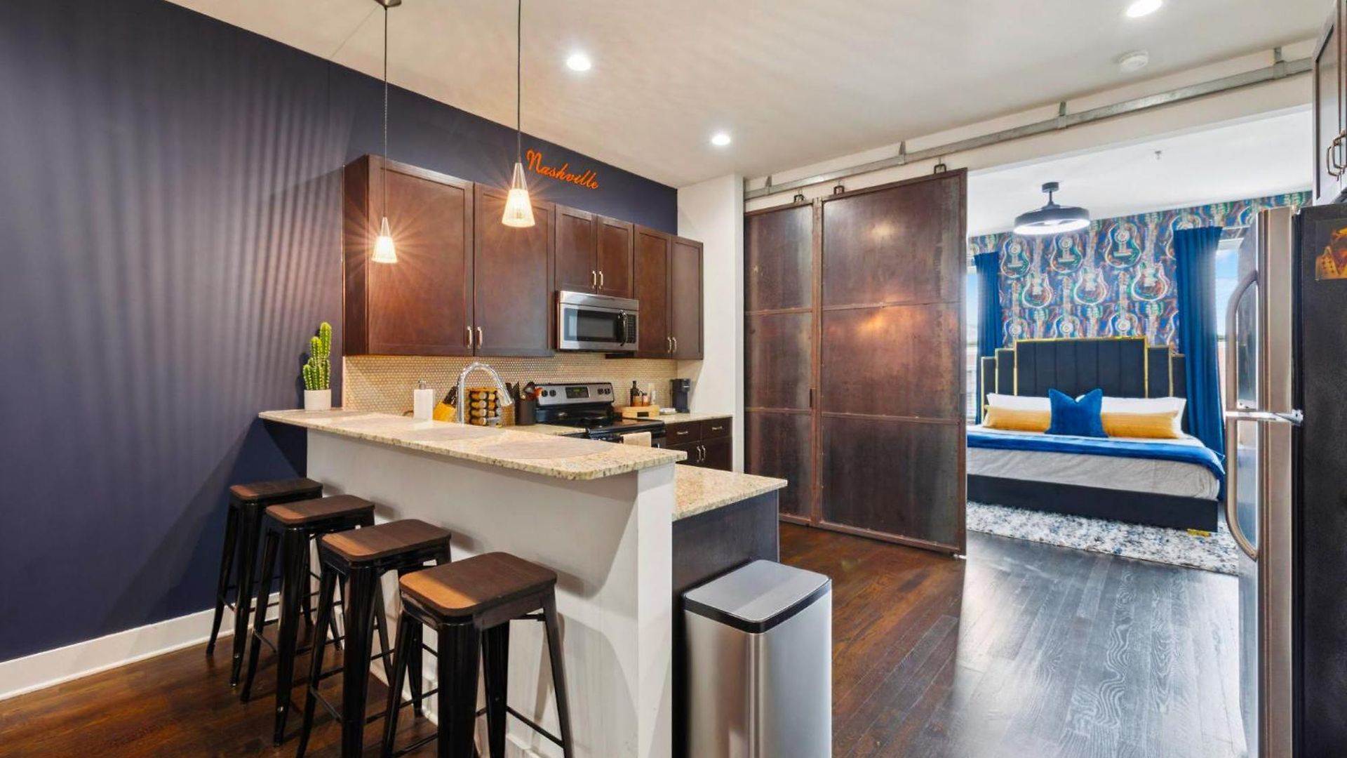 Fabulous Nashvegas Loft Retreat Near Vandy Off West End Mins To Broadway Holiday home *