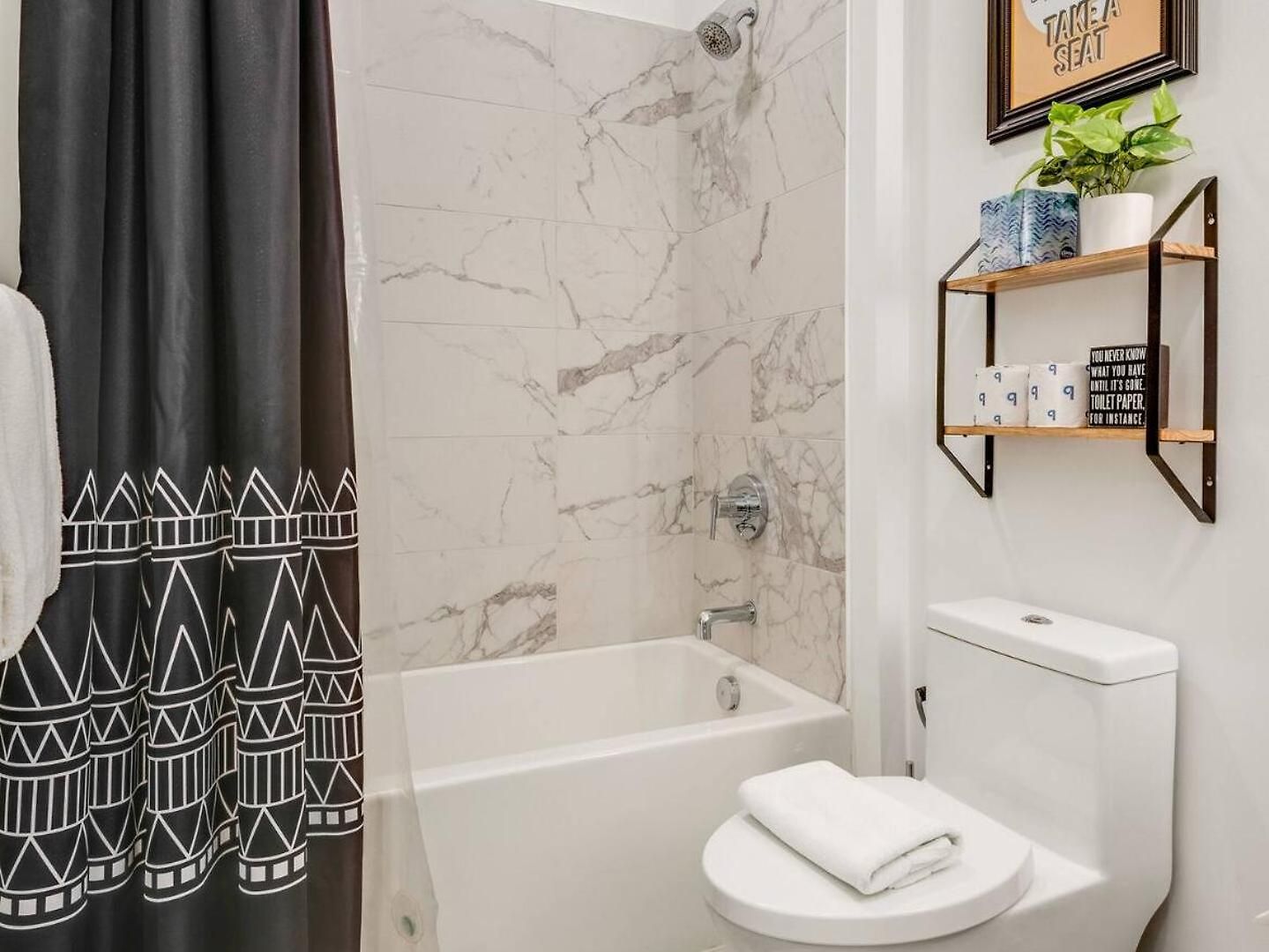 Holiday home Luxury 2-bd, 2-bth Downtown Riverfront, Park Free *