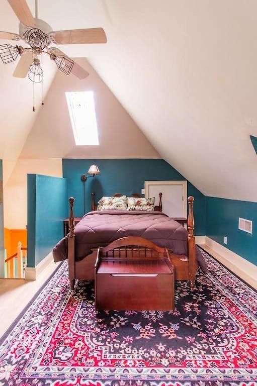 Eclectic Pet Friendly In East Holiday home Nashville