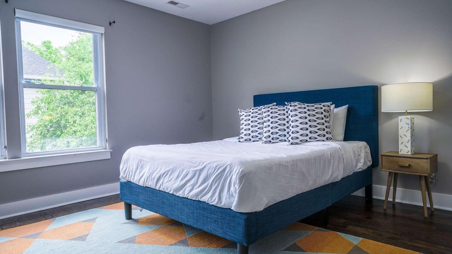 Chic Townhome In Trendy East Nash *