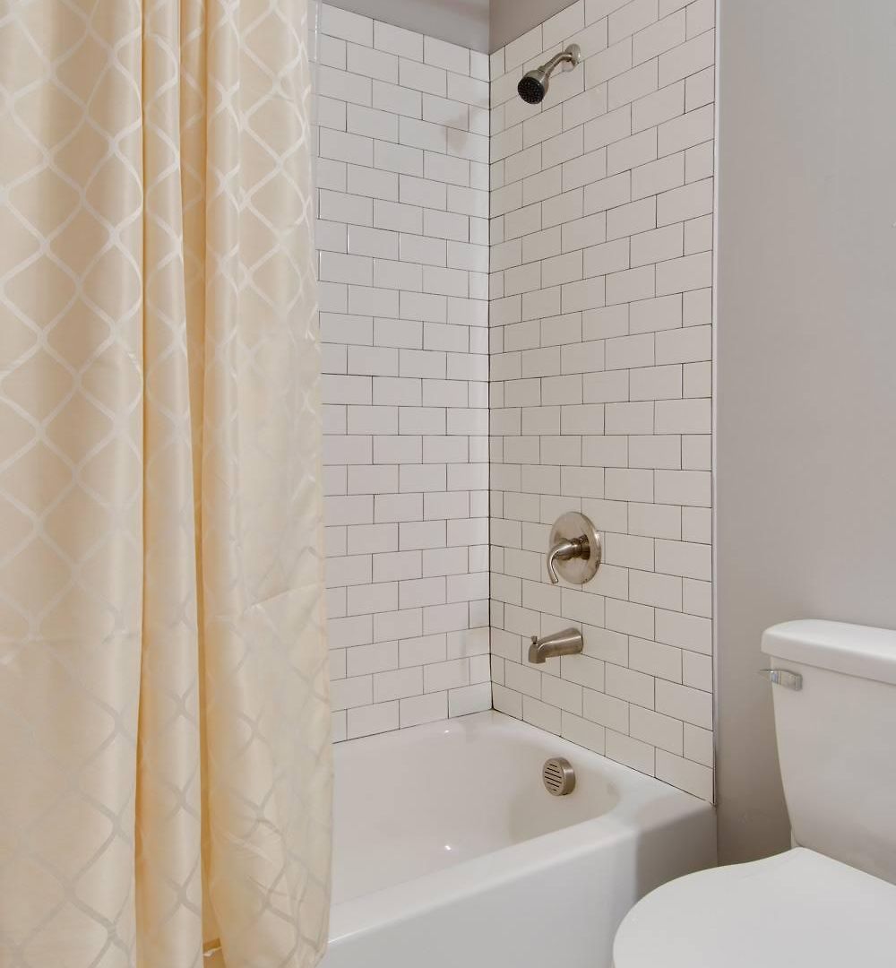 Couple Townhome Getaway Near East Holiday home