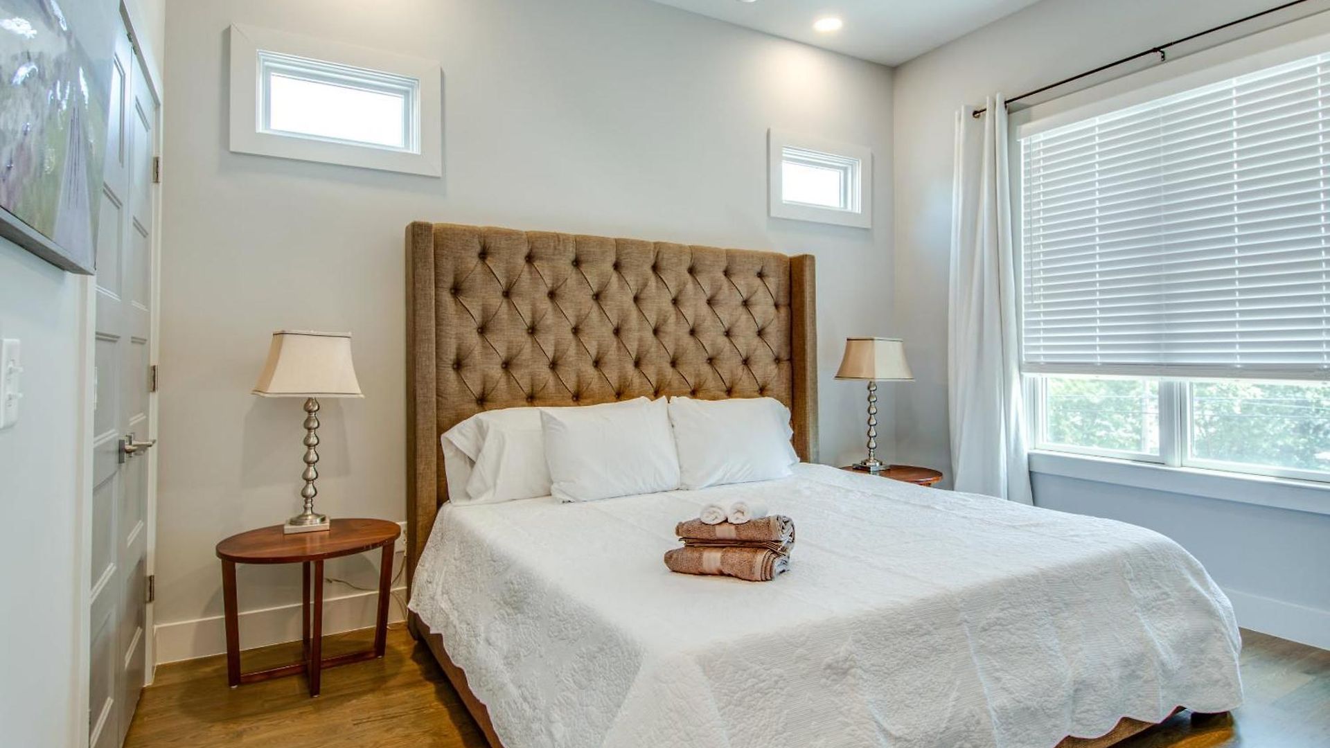 Modern Duplex - 1 Mile From Robust Nightlife Holiday home Nashville