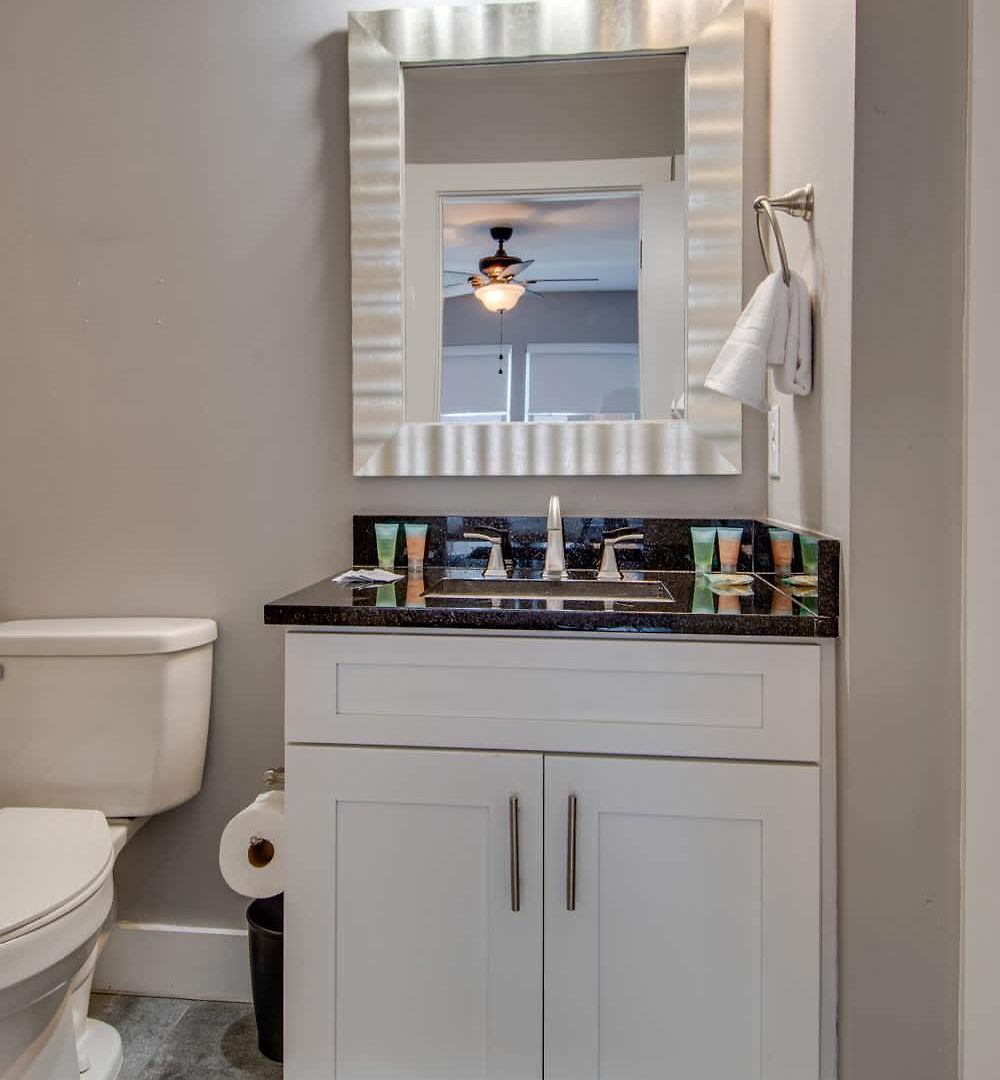 Side By Side Townhomes In East Holiday home *