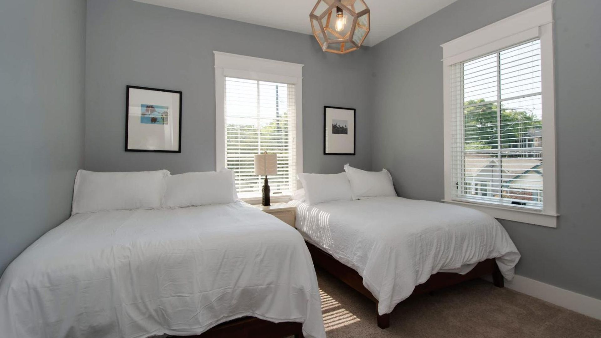 Private Backyard - Near Bicentennial Park Holiday home *