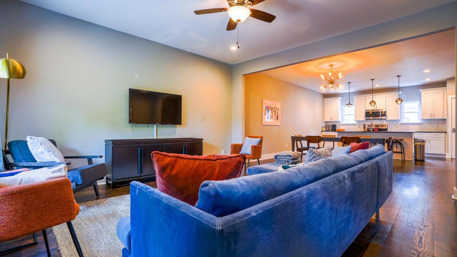 Side By Side Townhomes In East Holiday home
