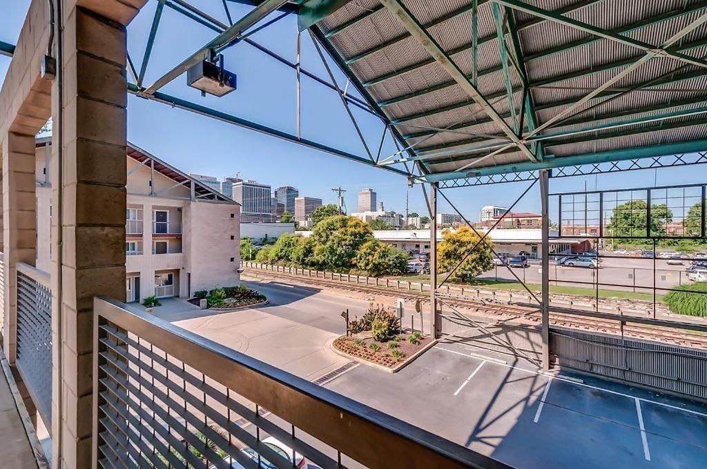 Riverfront Minutes From Broadway * Nashville