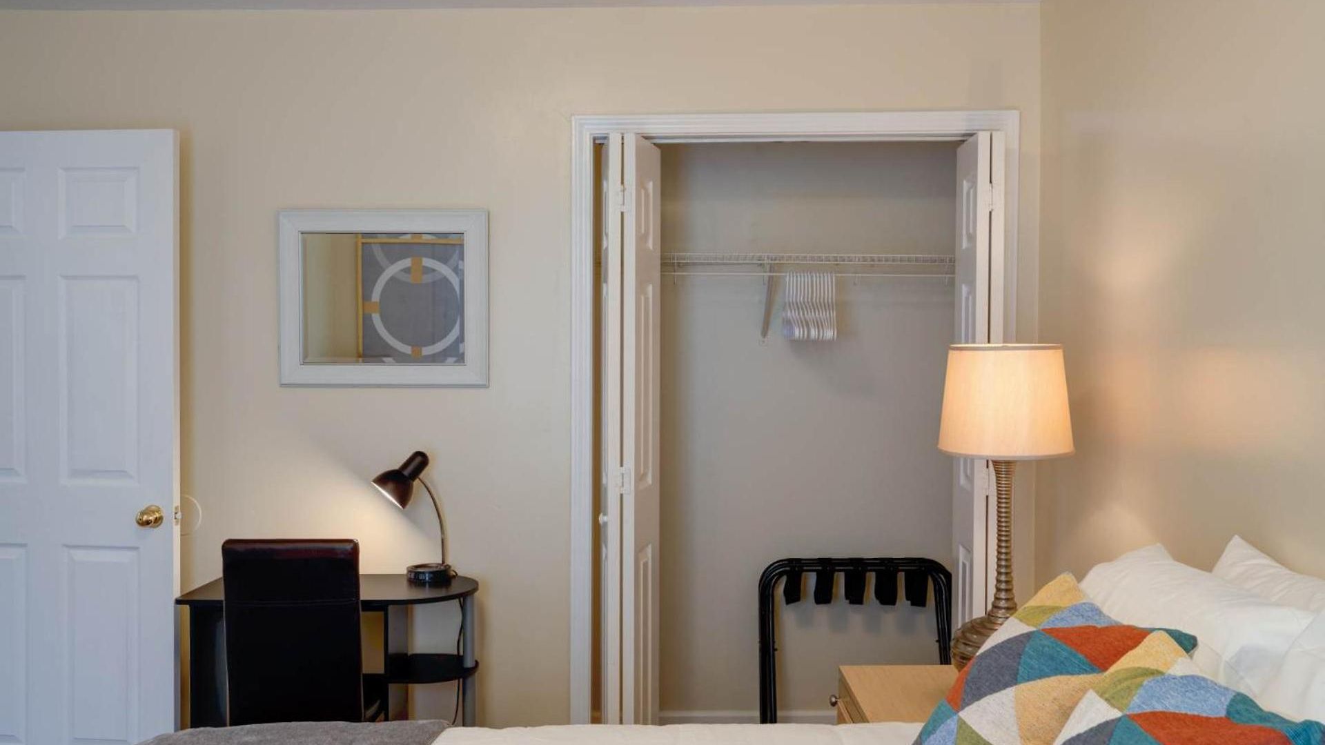 Holiday home Delightful Duplex - Steps Away From Tsu *