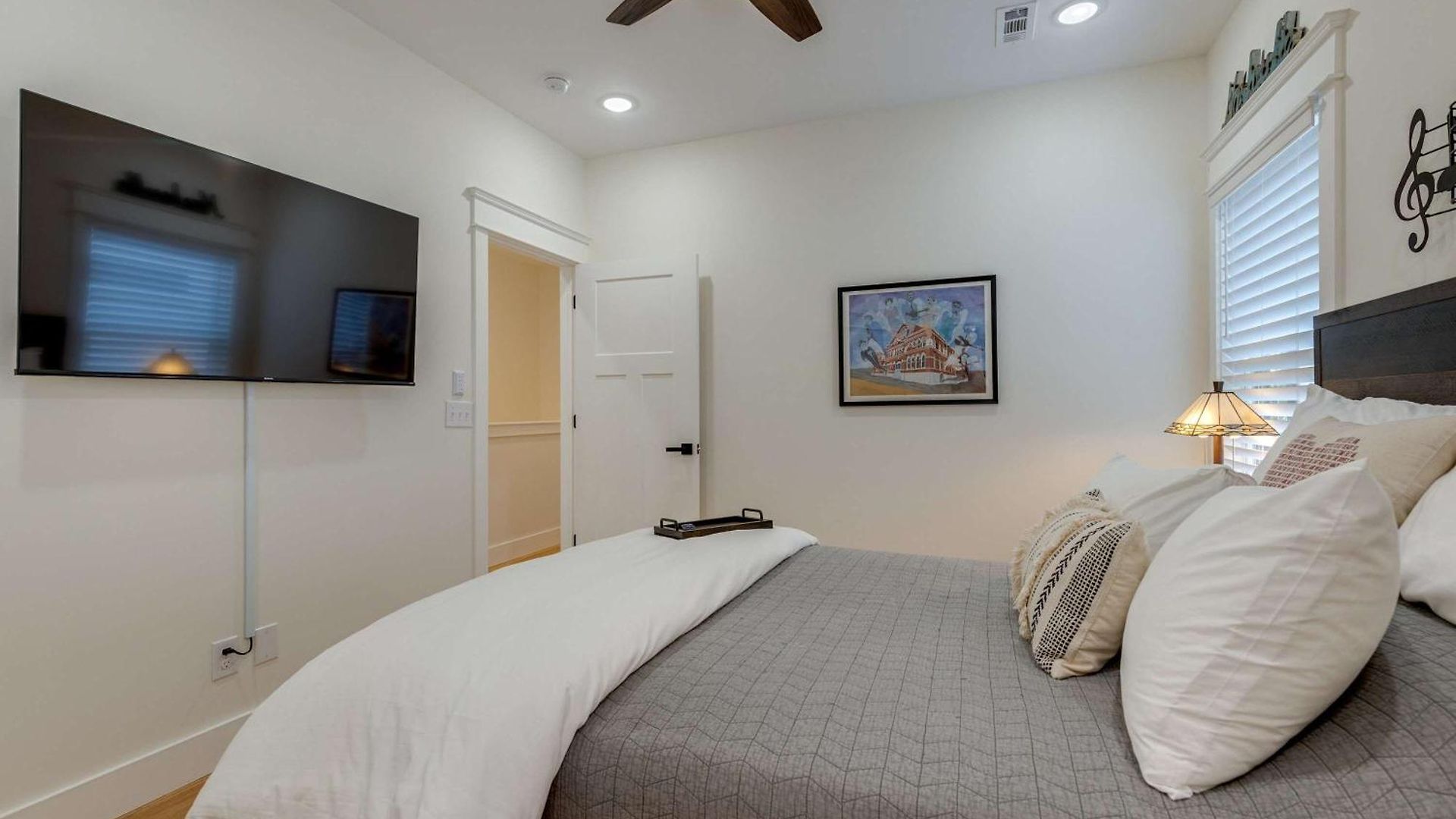 Holiday home Sleek & Convenient East