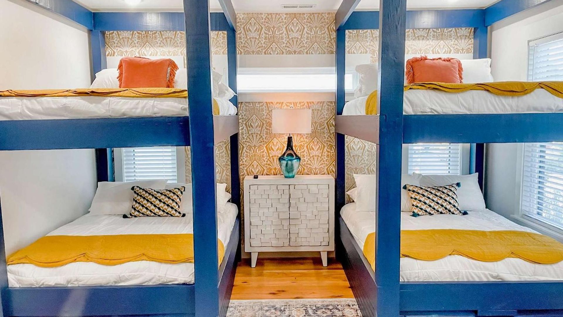 Holiday home Glamorous 3 Bdr In East - Pet Friendly