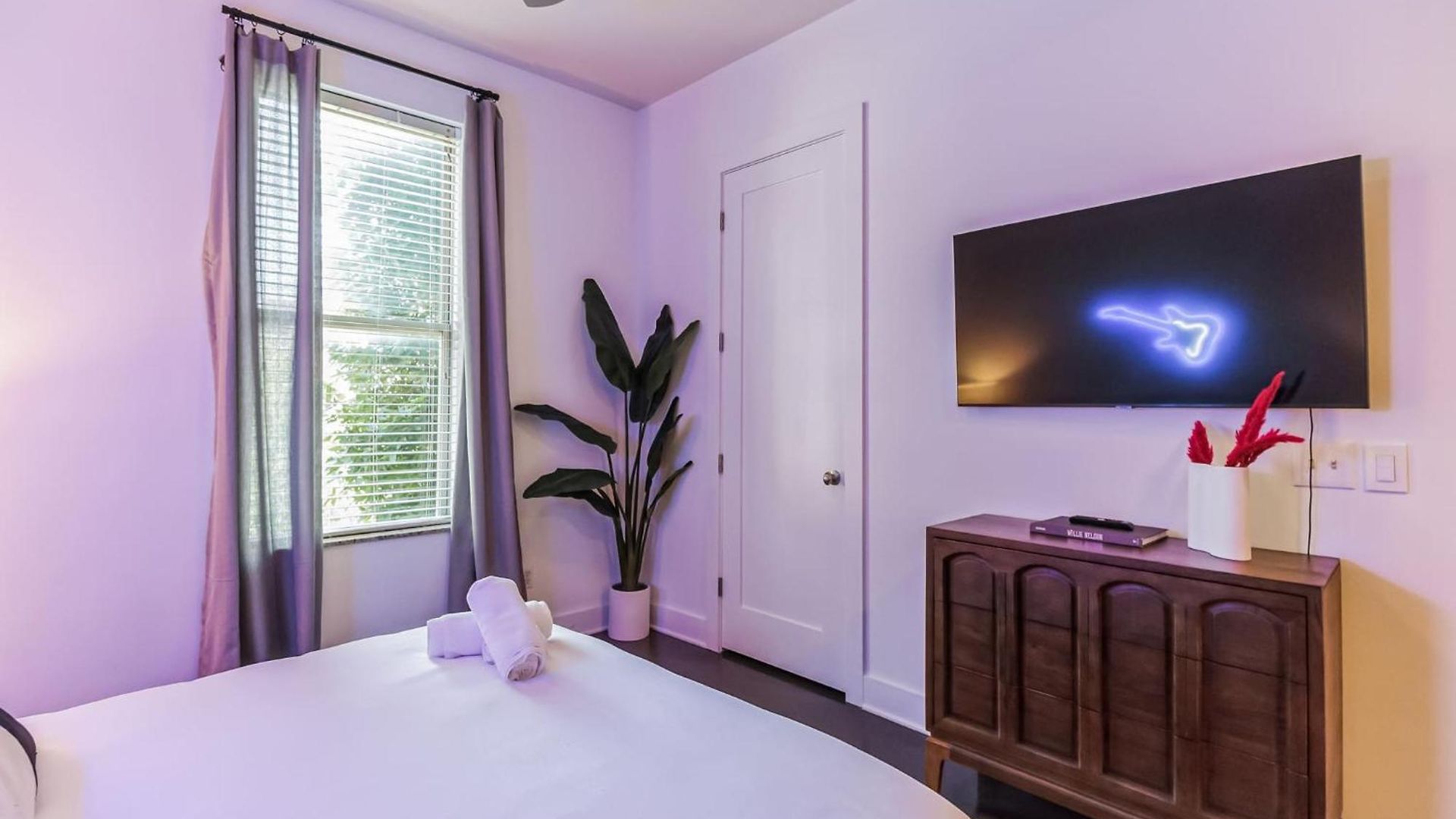 Holiday home 1 Bdr Loft Near The Parthenon Nashville