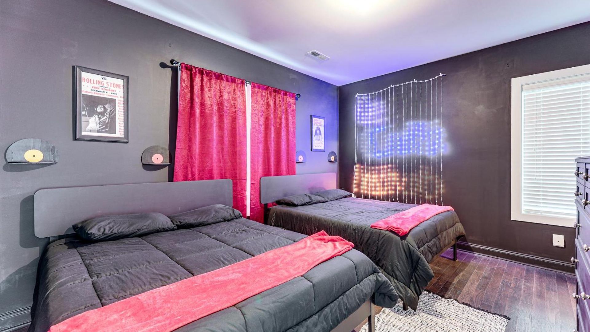 Pet-friendly Abode W/ Balcony In East Nashville! Holiday home