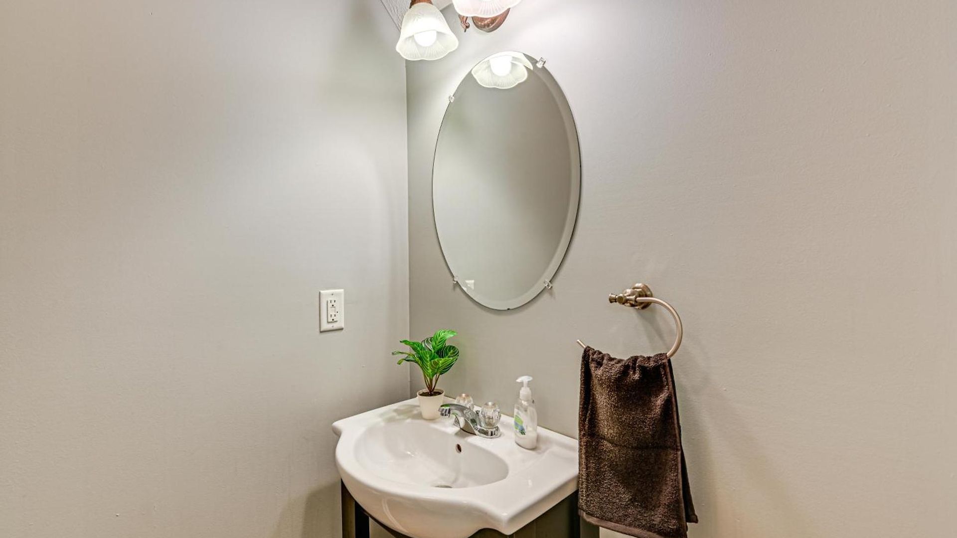 13 Mi To Dtwn: Gem Near Golf & Fishing Nashville