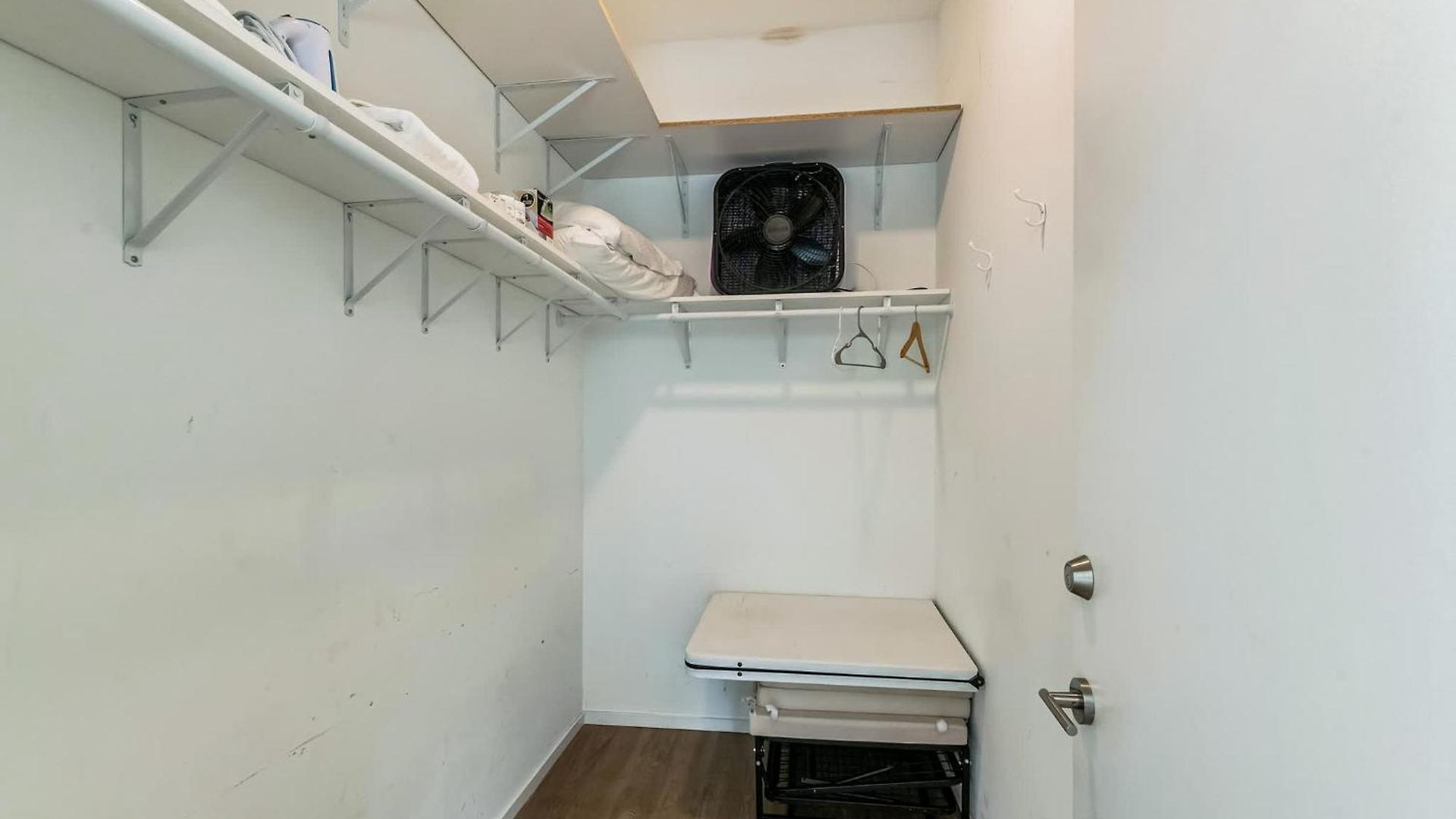Trendy For 8 In Highly Walkable Neighborhood Holiday home