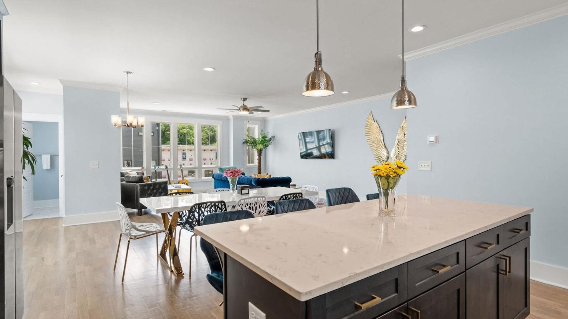 Chic Townhome For 8 W Rooftop Holiday home Nashville