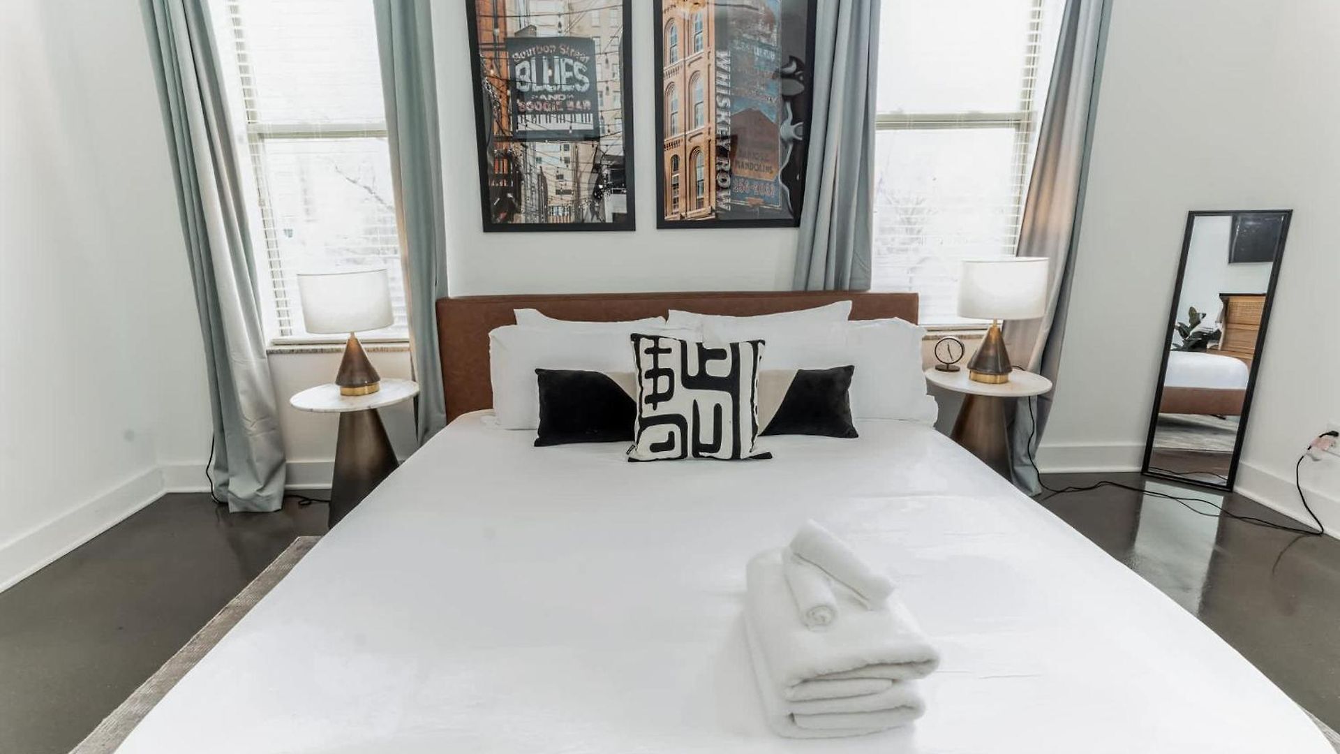 Holiday home Modern Loft Near West End *
