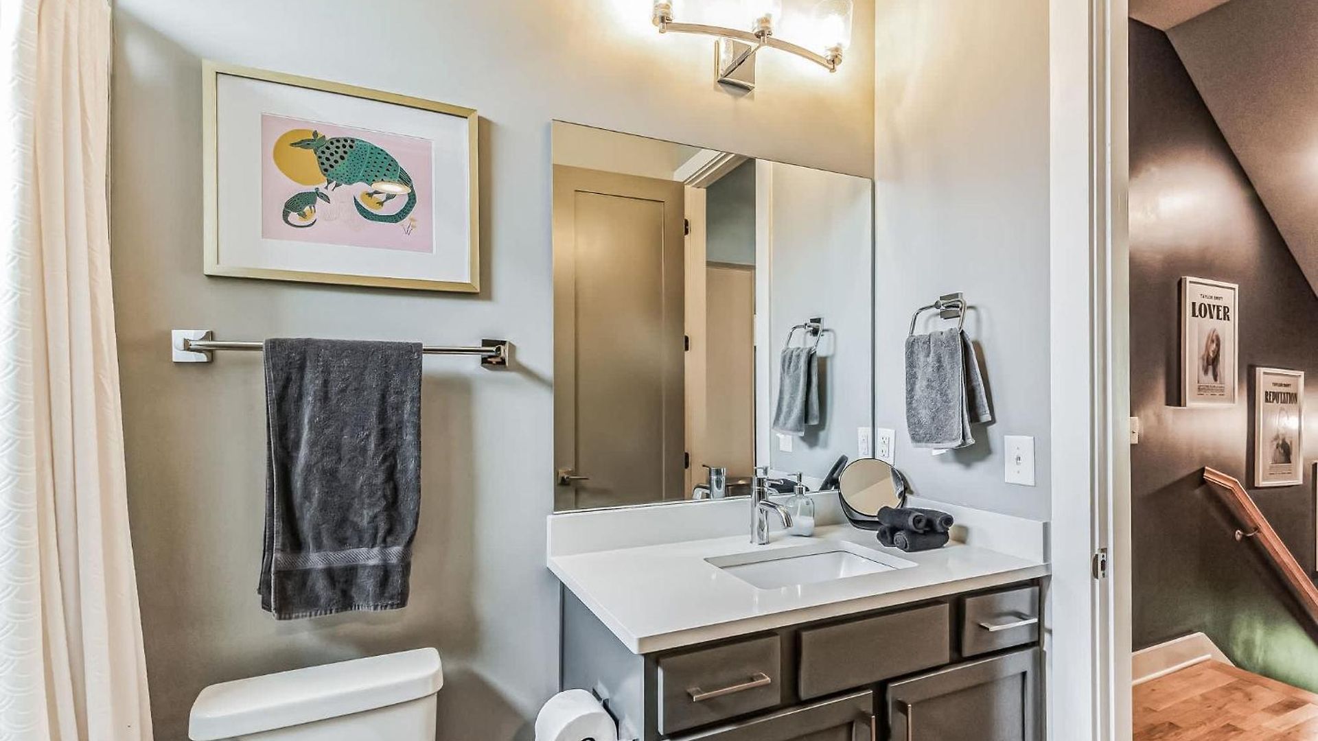 Holiday home Boho Townhome For 12 Close To Dt