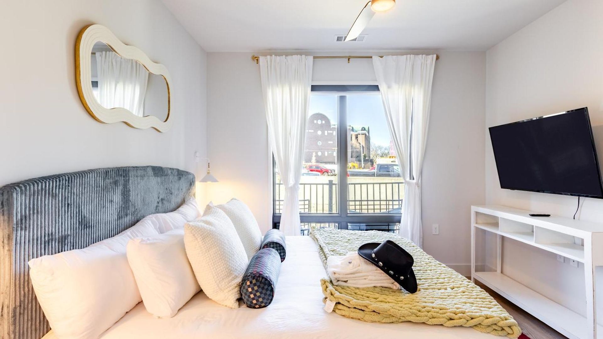 Apartment The Odyssey By Avantstay Nashville