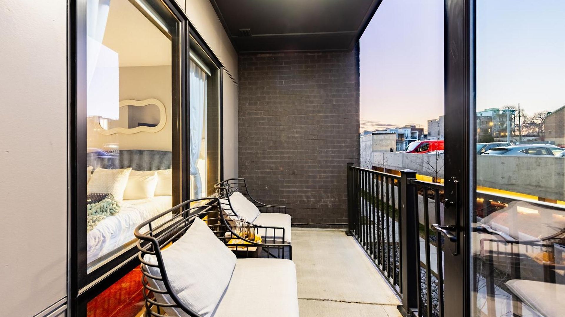 Apartment The Odyssey By Avantstay Nashville