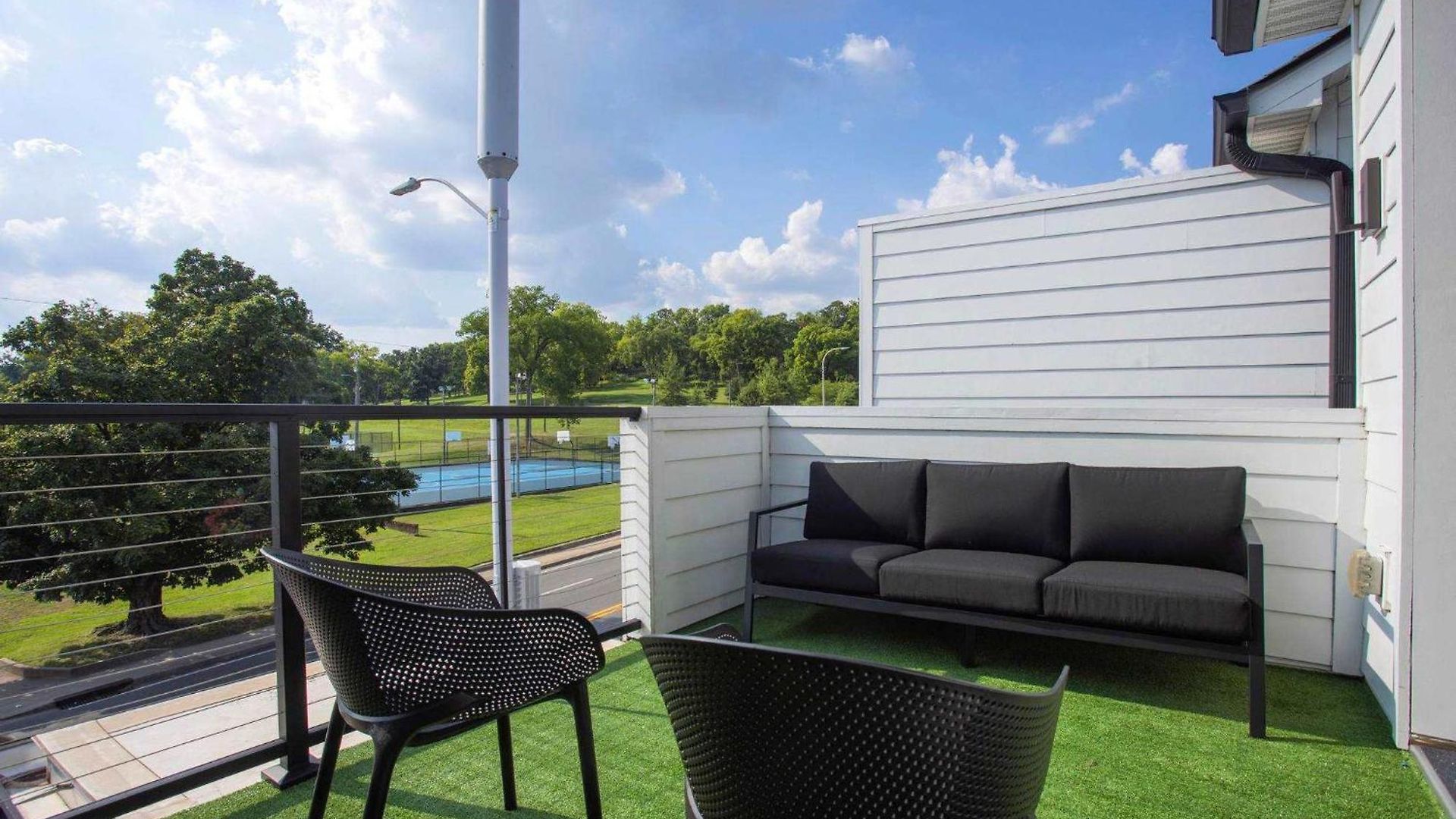 Charm Near Broadway In Walkable 8th Ave S Holiday home *