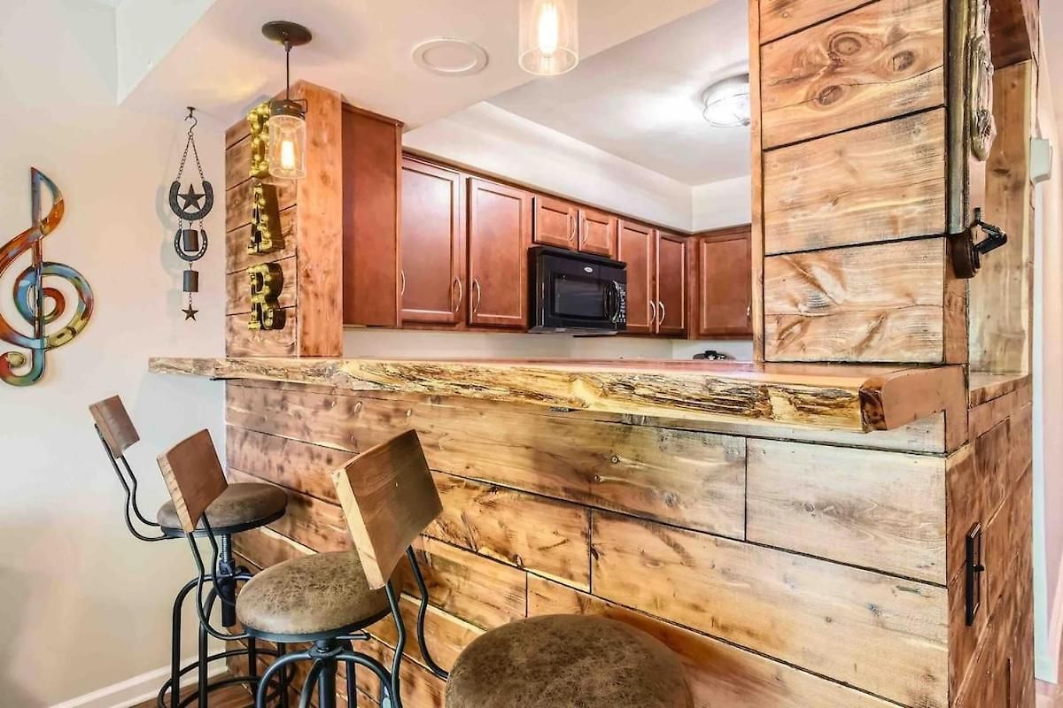 Winedown In Music Free Park Pool View Apartment *