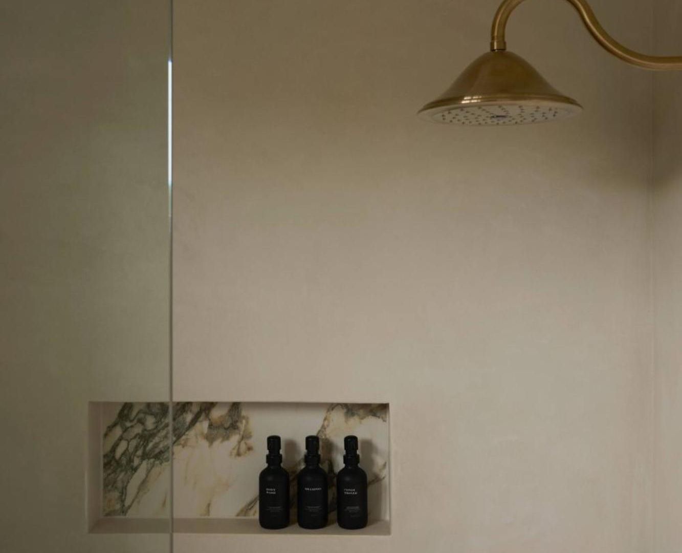 *new* East Luxe Townhouse, Sleeps 6 Holiday home *