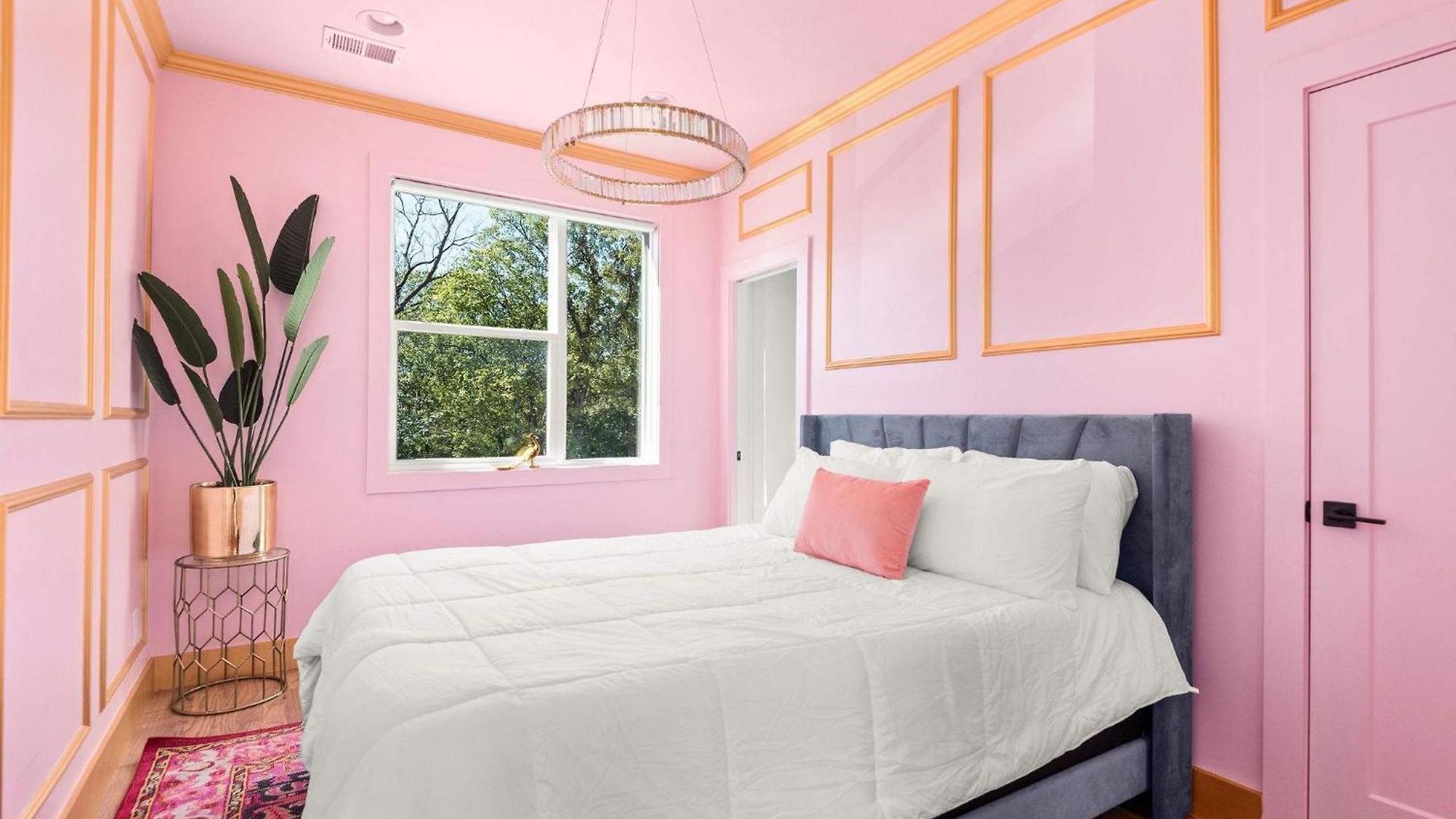 The Dolly House 8br Sleeps 24 5min To Dt *