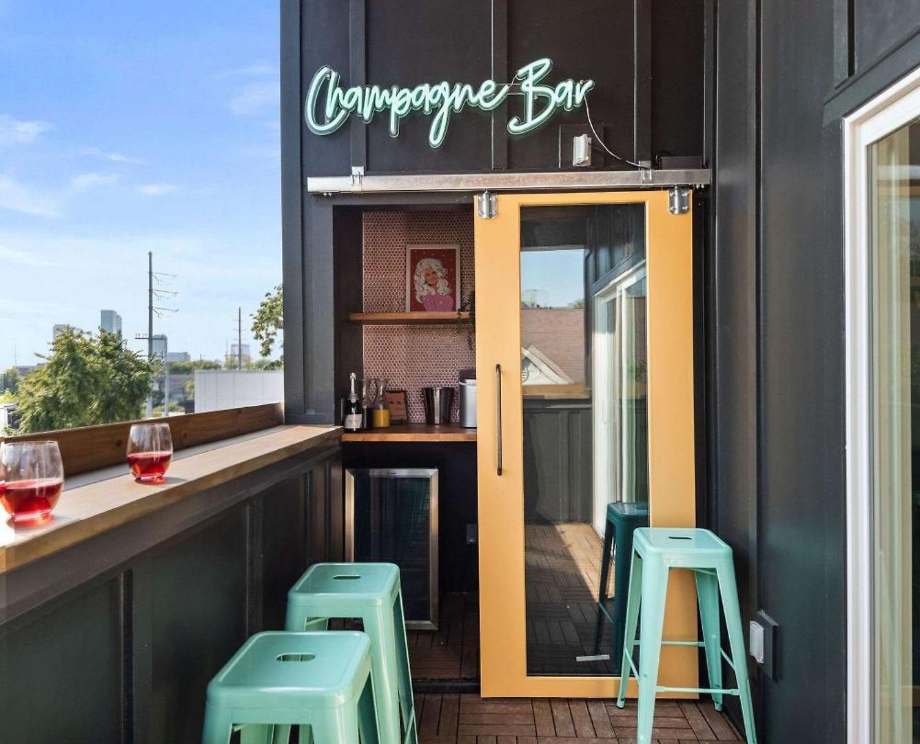 Holiday home Dollys Dream House Champagne Bar W Dt Views