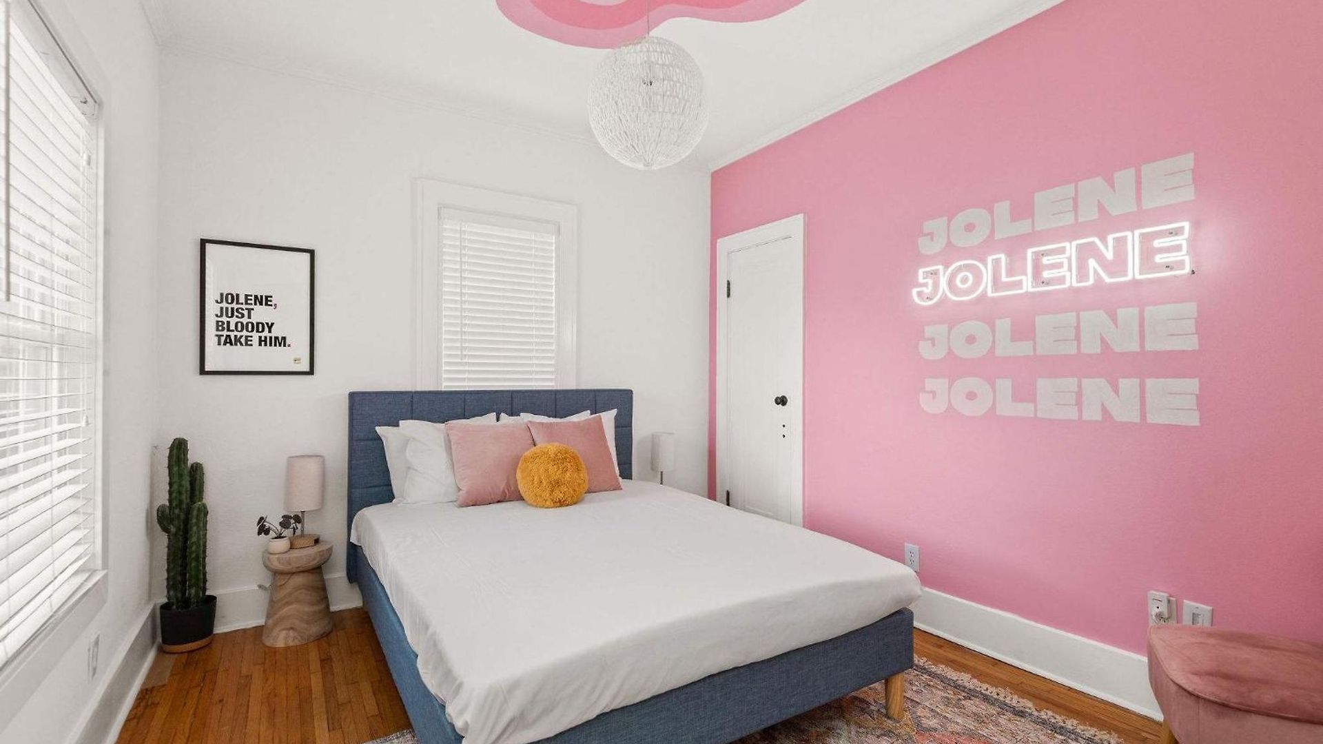 The Dolly House On Music Row - 4br - Sleeps 12 Holiday home *