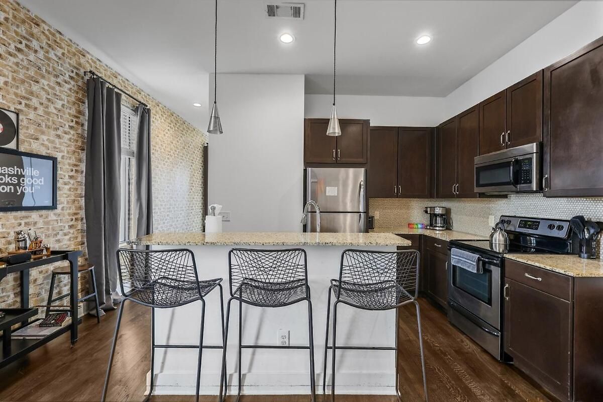 Stylish Midtown Near Vanderbilt & Parthenon Apartment Nashville