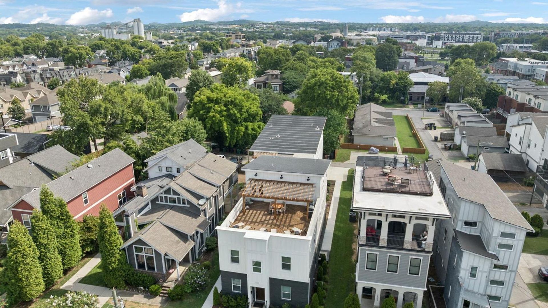 Nash Urban Oasis With Rooftop And Modern Amenities Holiday home *