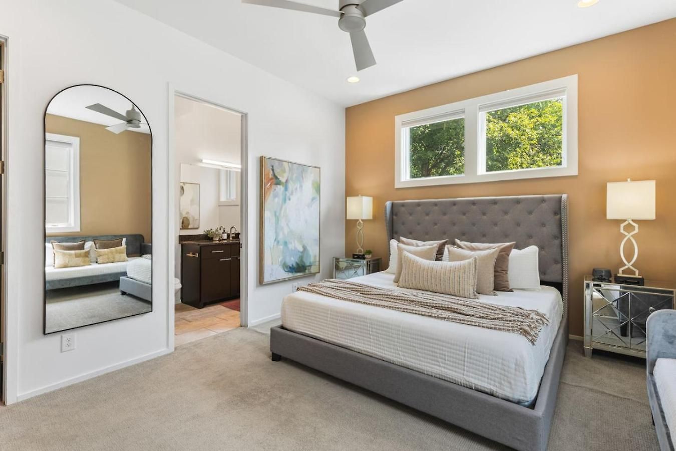 Rooftop Patio With Parking Walk To Belmont And 12 South Holiday home *