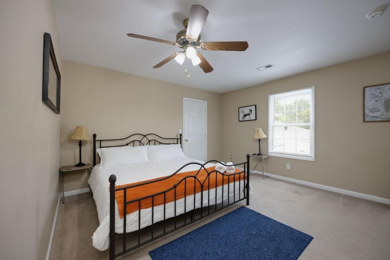 Relaxing 3br Retreat 15 Minutes To Broadway Holiday home *