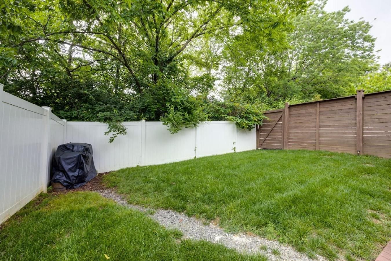 Relaxing 3br Retreat 15 Minutes To Broadway Nashville
