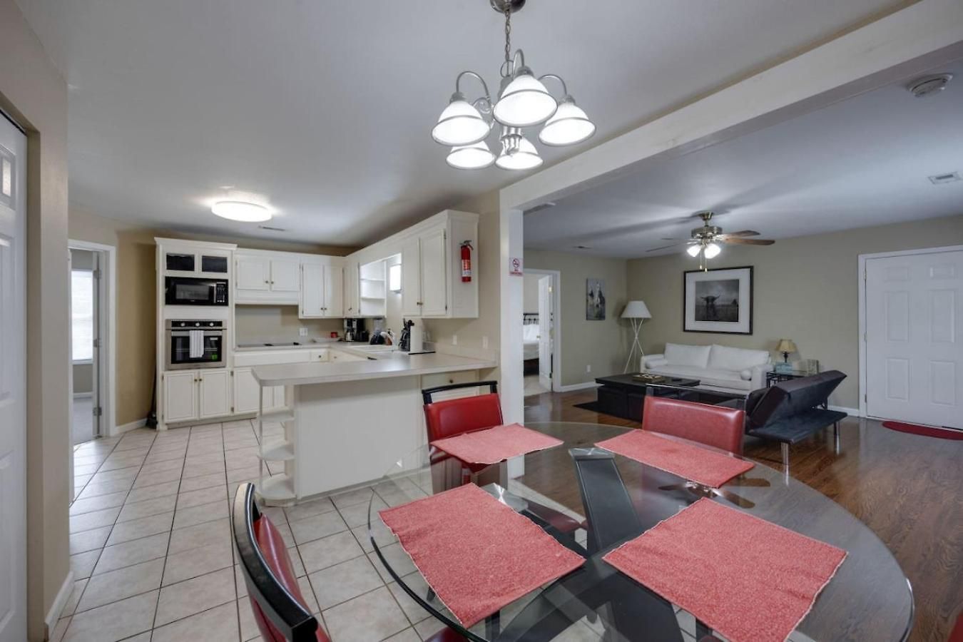 Relaxing 3br Retreat 15 Minutes To Broadway Holiday home Nashville