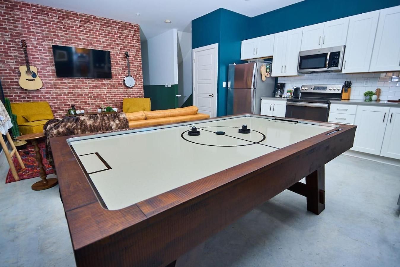 Nashvilles Wildwest Getaway Apartment *