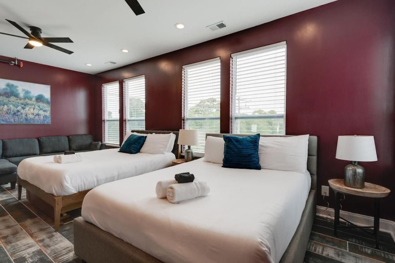 Modern Getaway Near Vandy