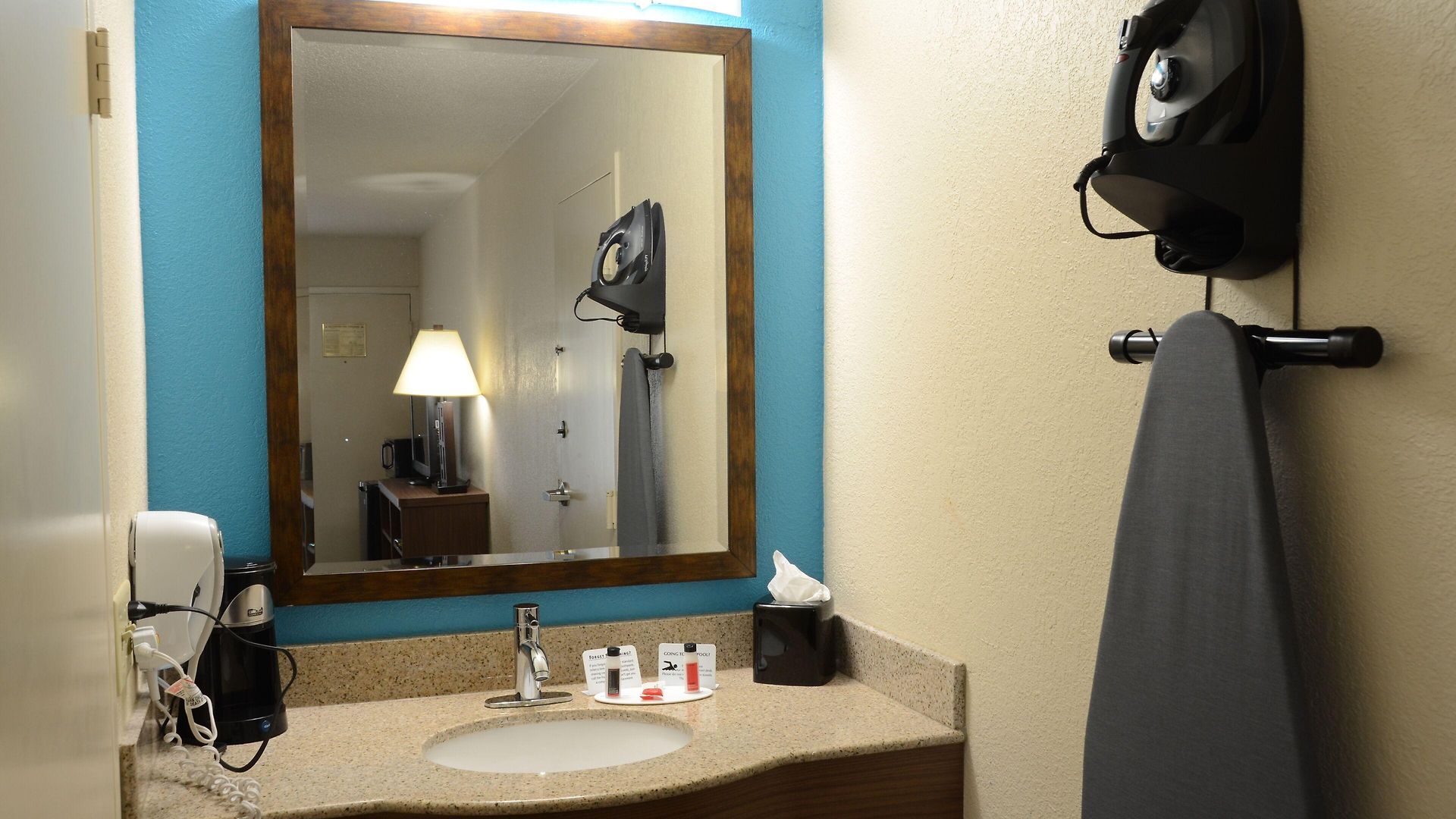 Hotel Baymont By Wyndham Airport