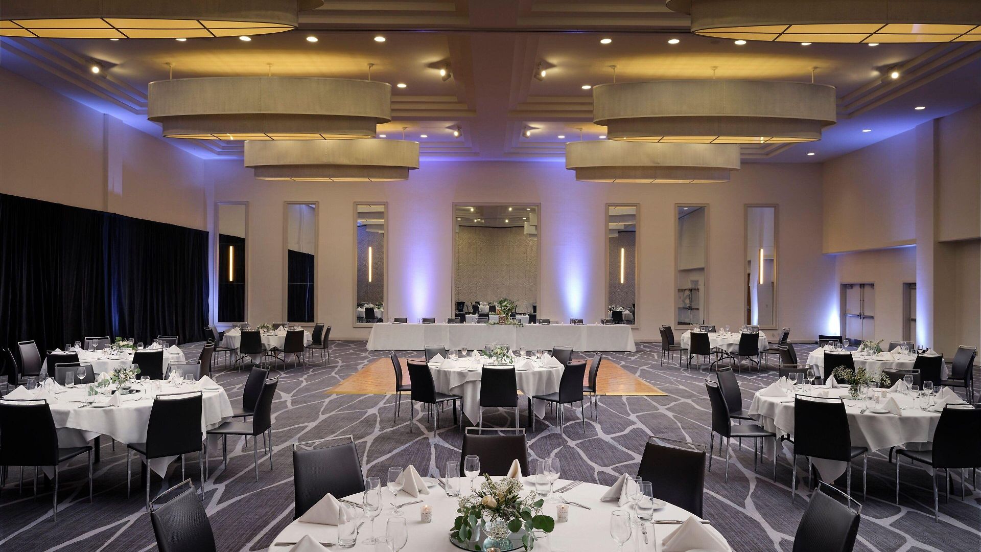 Sheraton Grand Downtown Hotel