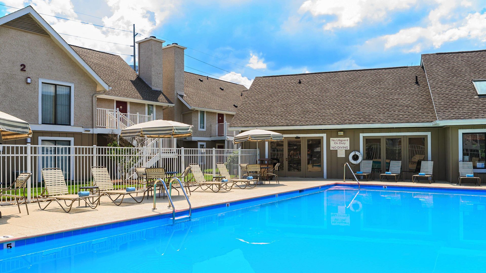 Hotel By Marriott Airport Nashville