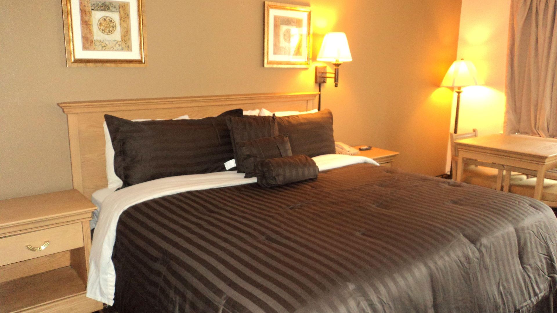 Americas Value Near Downtown Motel 2*