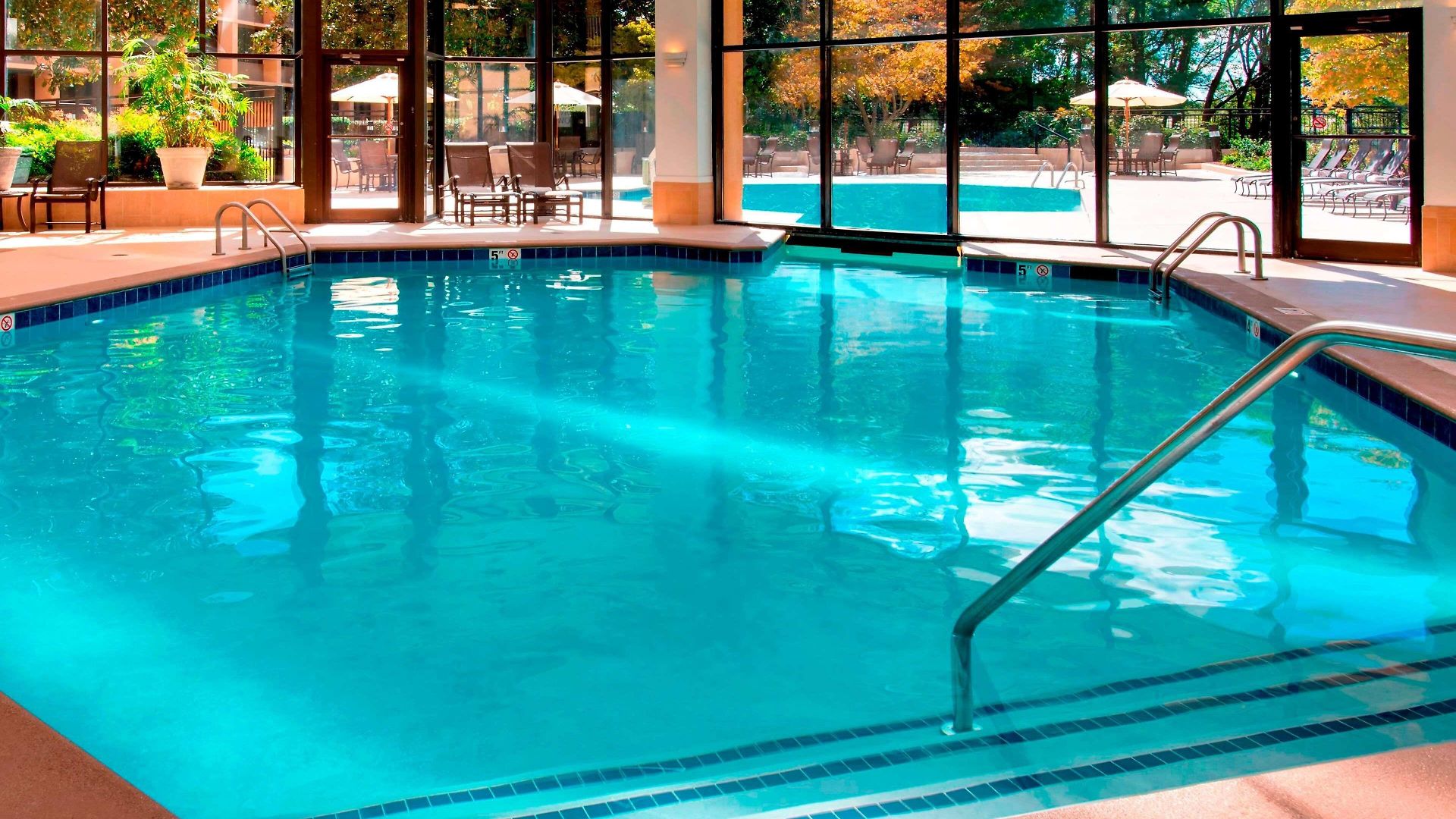 Sonesta Airport Hotel