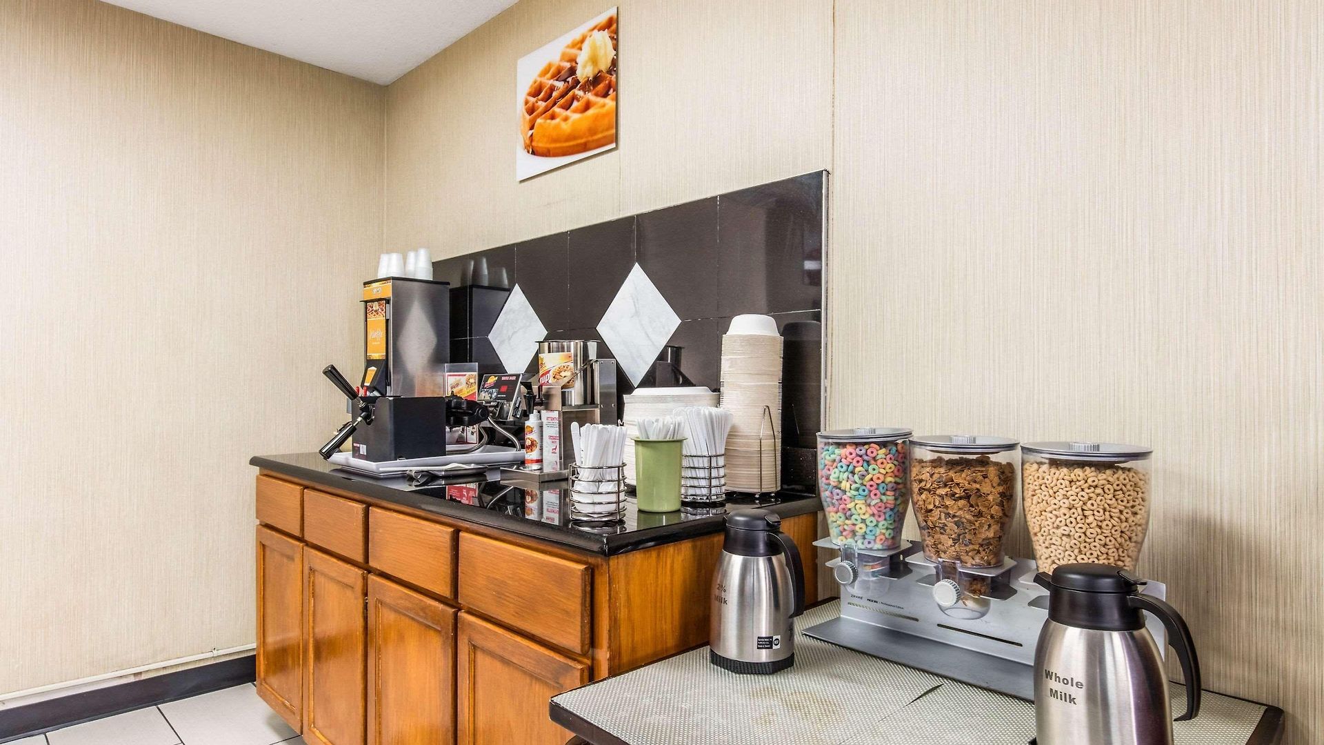 Spark By Hilton At Opryland 3* Nashville