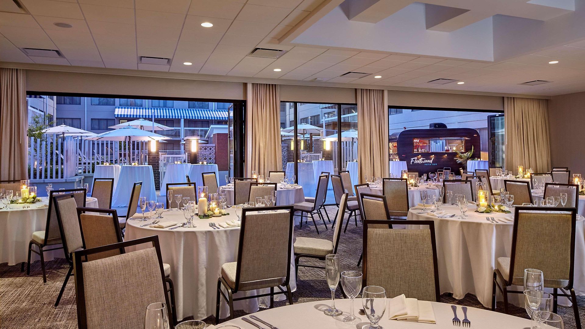 Hotel Doubletree By Hilton Airport
