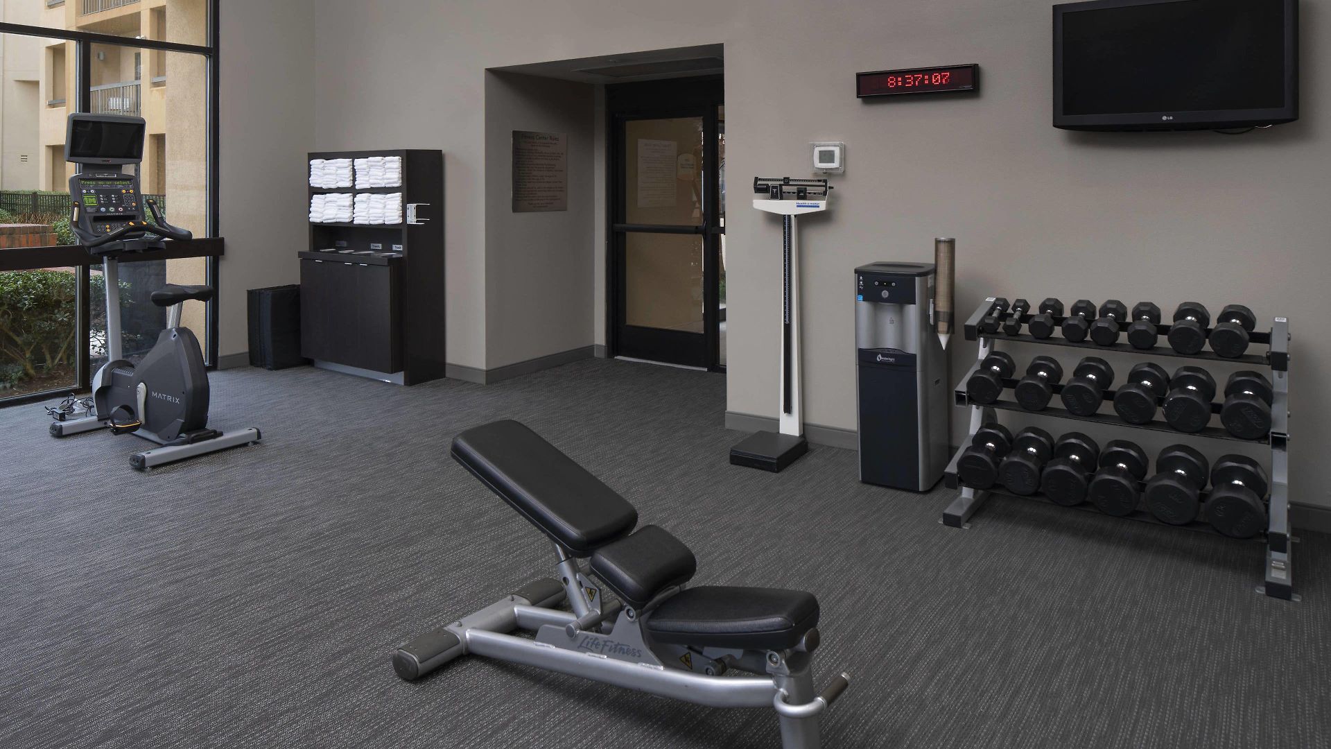 Courtyard By Marriott Airport Hotel 3*