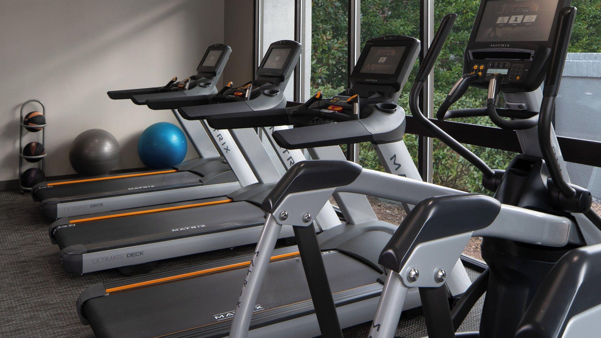 Hotel Courtyard By Marriott Airport 3*