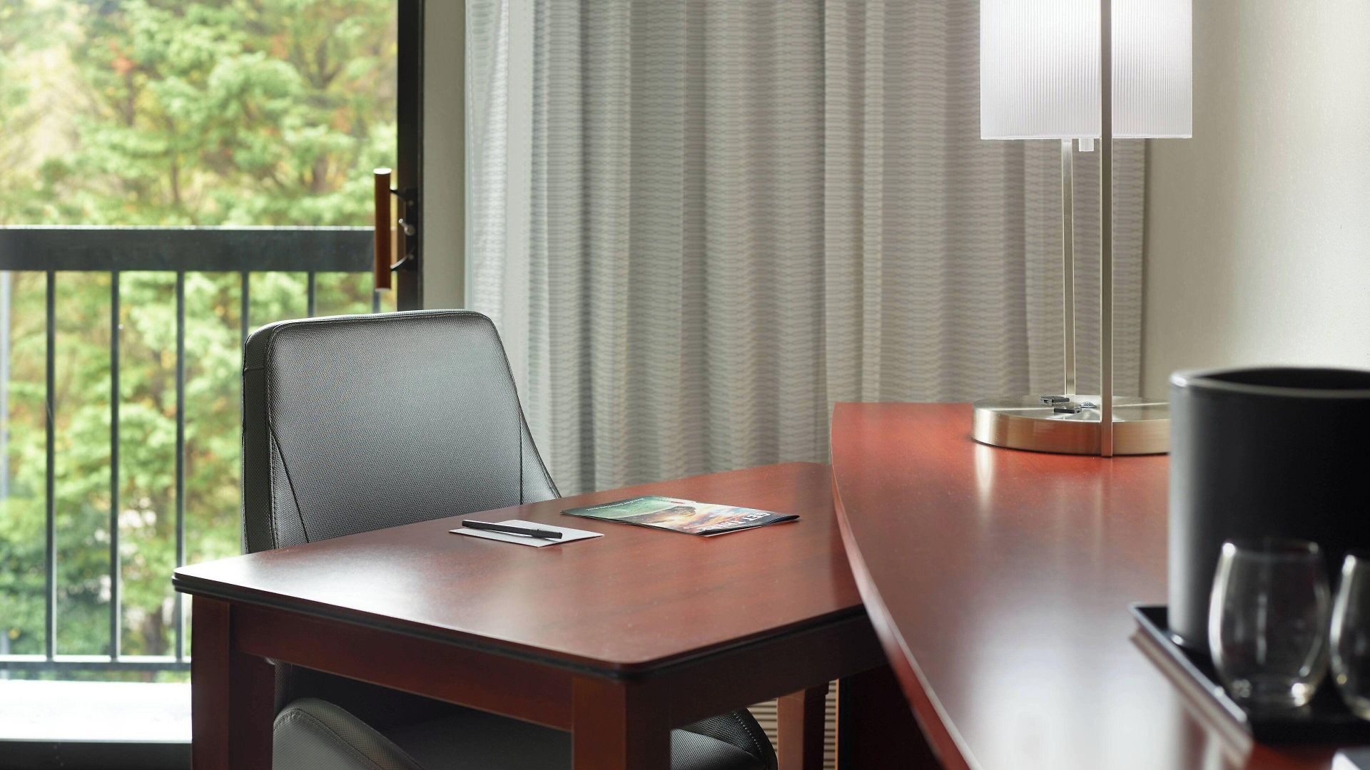 Courtyard By Marriott Airport 3*