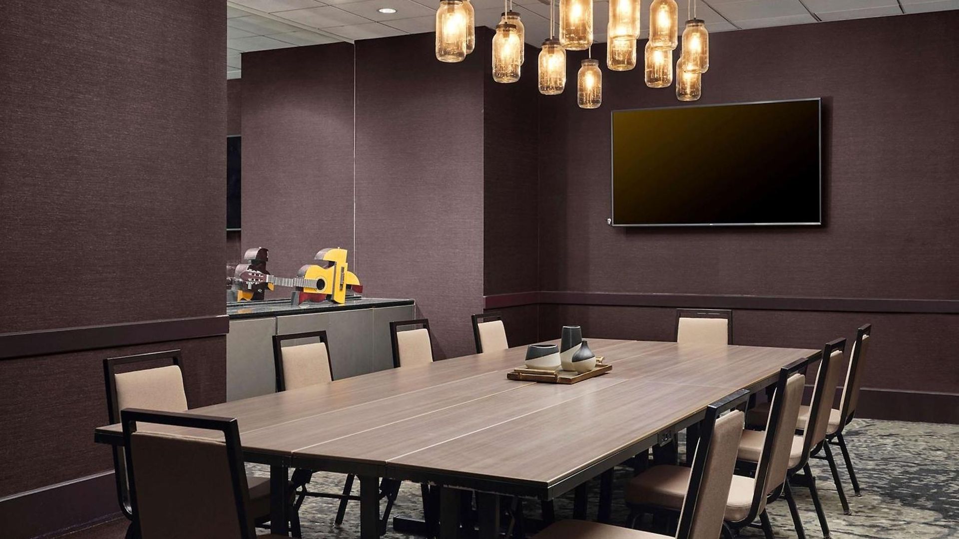 Doubletree By Hilton Downtown Nashville