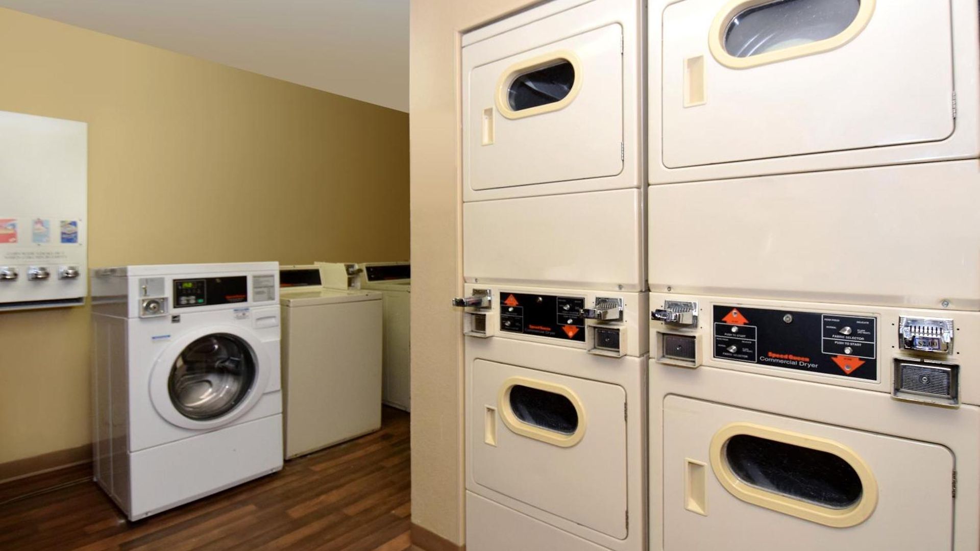 Homestay Suites Hotel