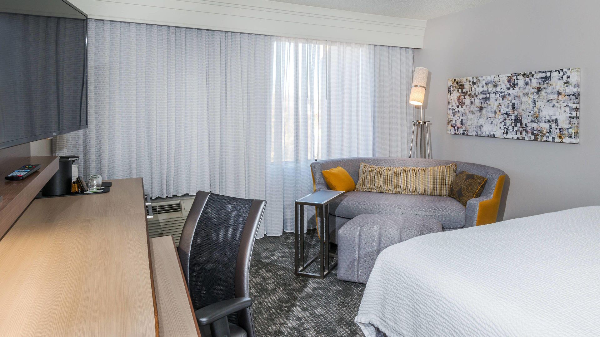 Courtyard By Marriott At Opryland Nashville